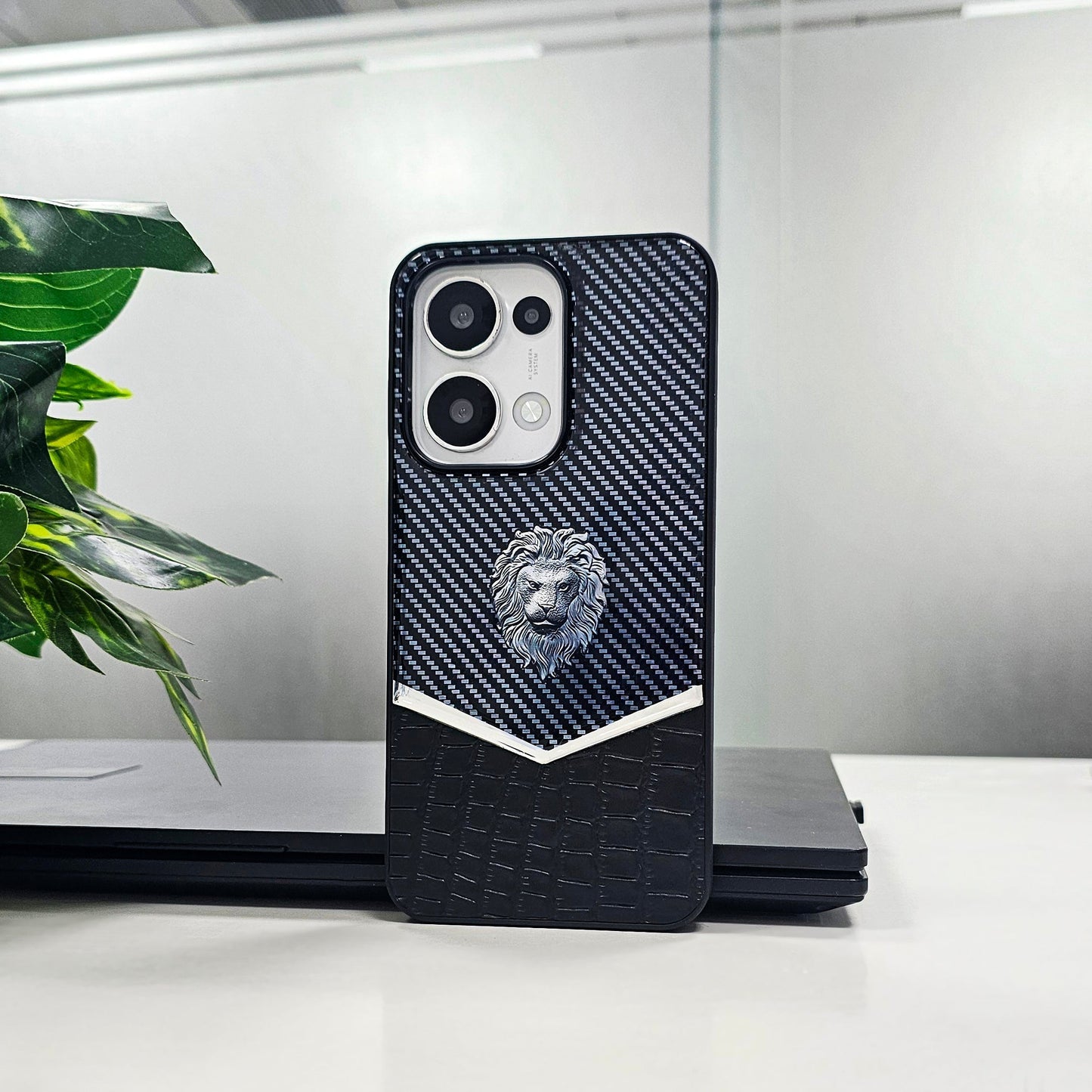 Oppo Reno13 5G Luxury Lion Pattern Leather And Liquid Silicone Case